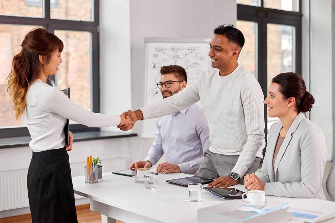 Amazon Introduction: Startup Lessons Shared by Businessabc